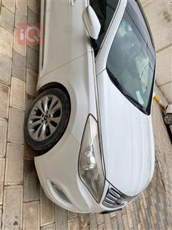 Hyundai Azera